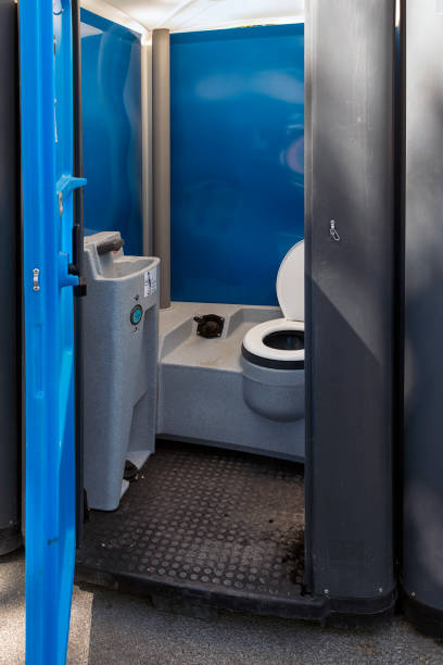 Portable restroom solutions in Whitesboro, AL