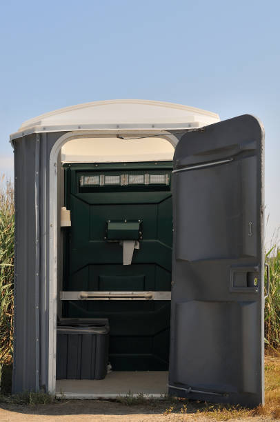 Portable Toilet Options We Offer in Whitesboro, AL
